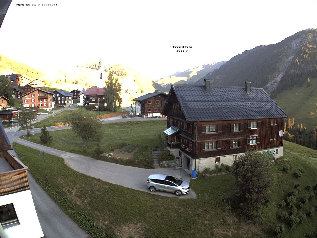 Archiv Foto Webcam Dorfzentrum von Warth