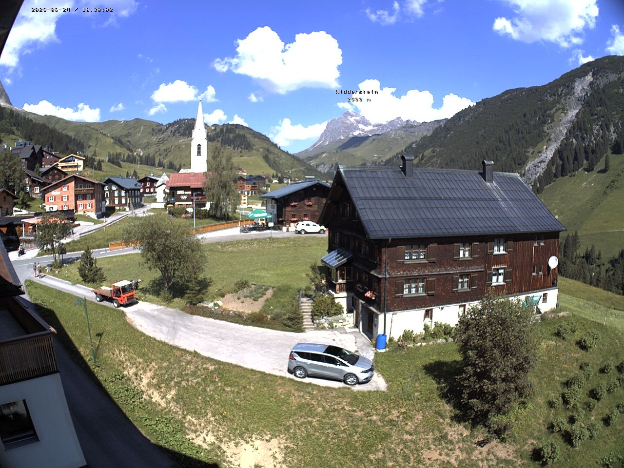 Archiv Foto Webcam Dorfzentrum von Warth