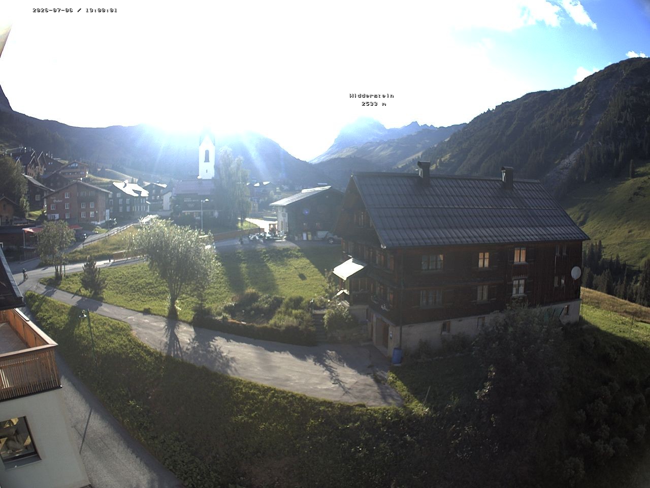 Archiv Foto Webcam Dorfzentrum von Warth