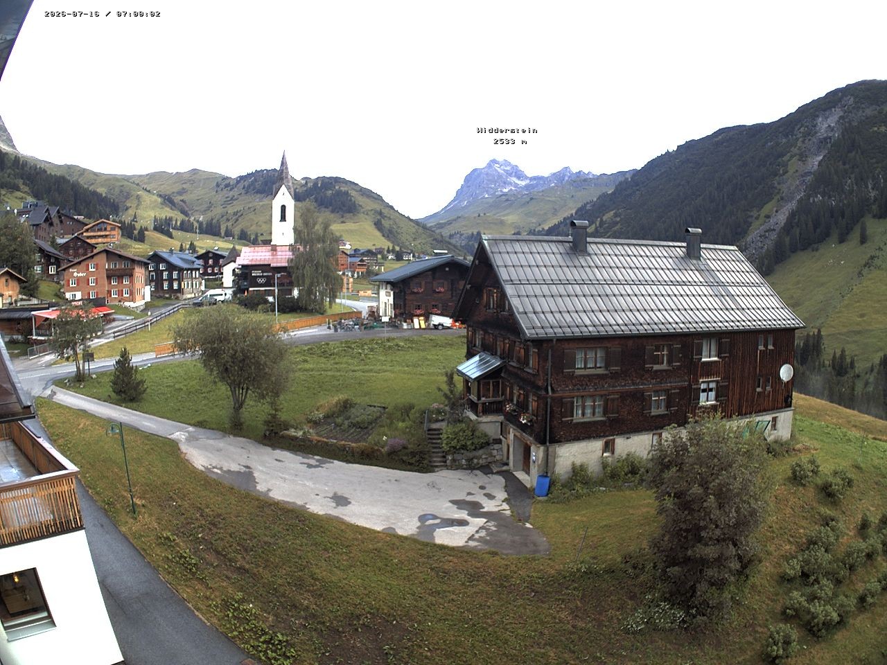 Archived image Webcam Village center Warth
