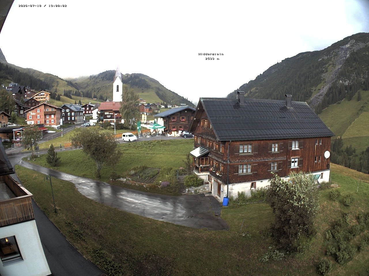 Archiv Foto Webcam Dorfzentrum von Warth