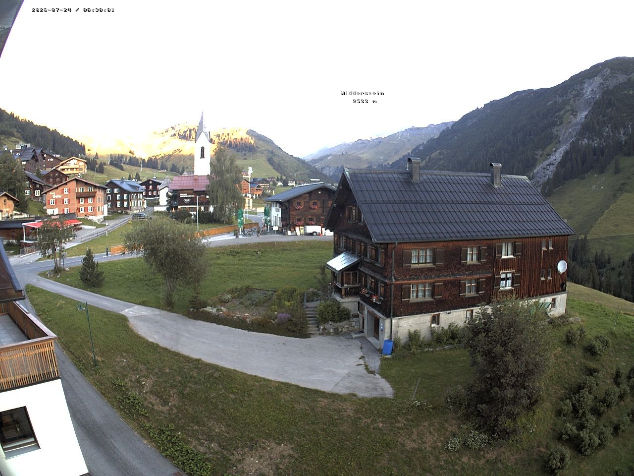 Archiv Foto Webcam Dorfzentrum von Warth