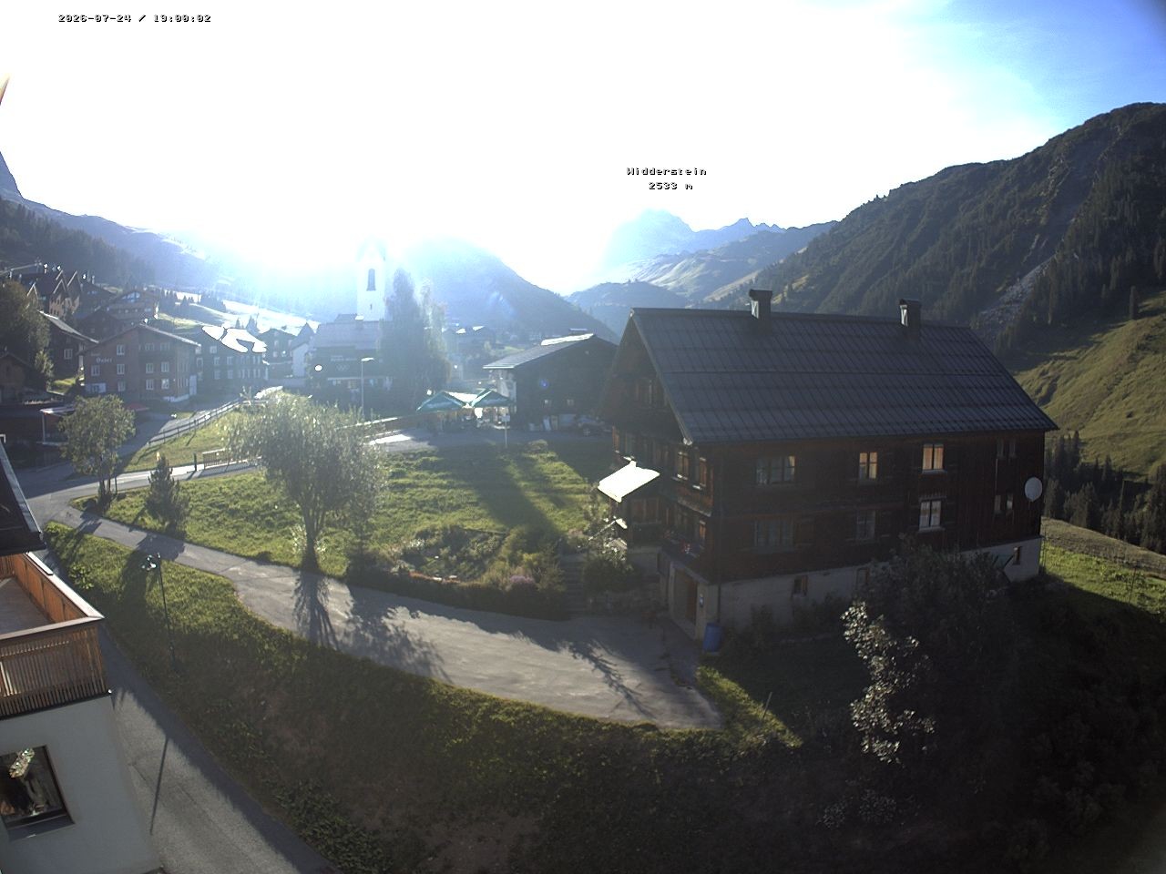 Archiv Foto Webcam Dorfzentrum von Warth