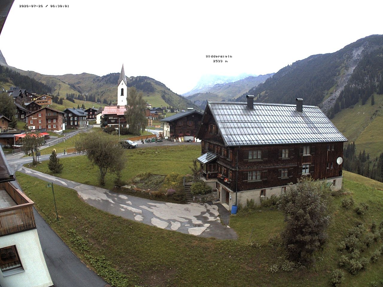 Archived image Webcam Village center Warth