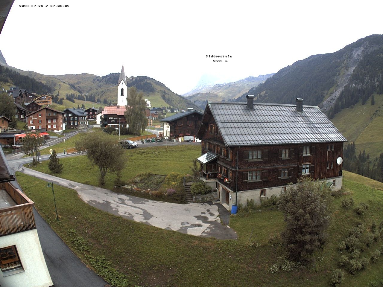 Archived image Webcam Village center Warth