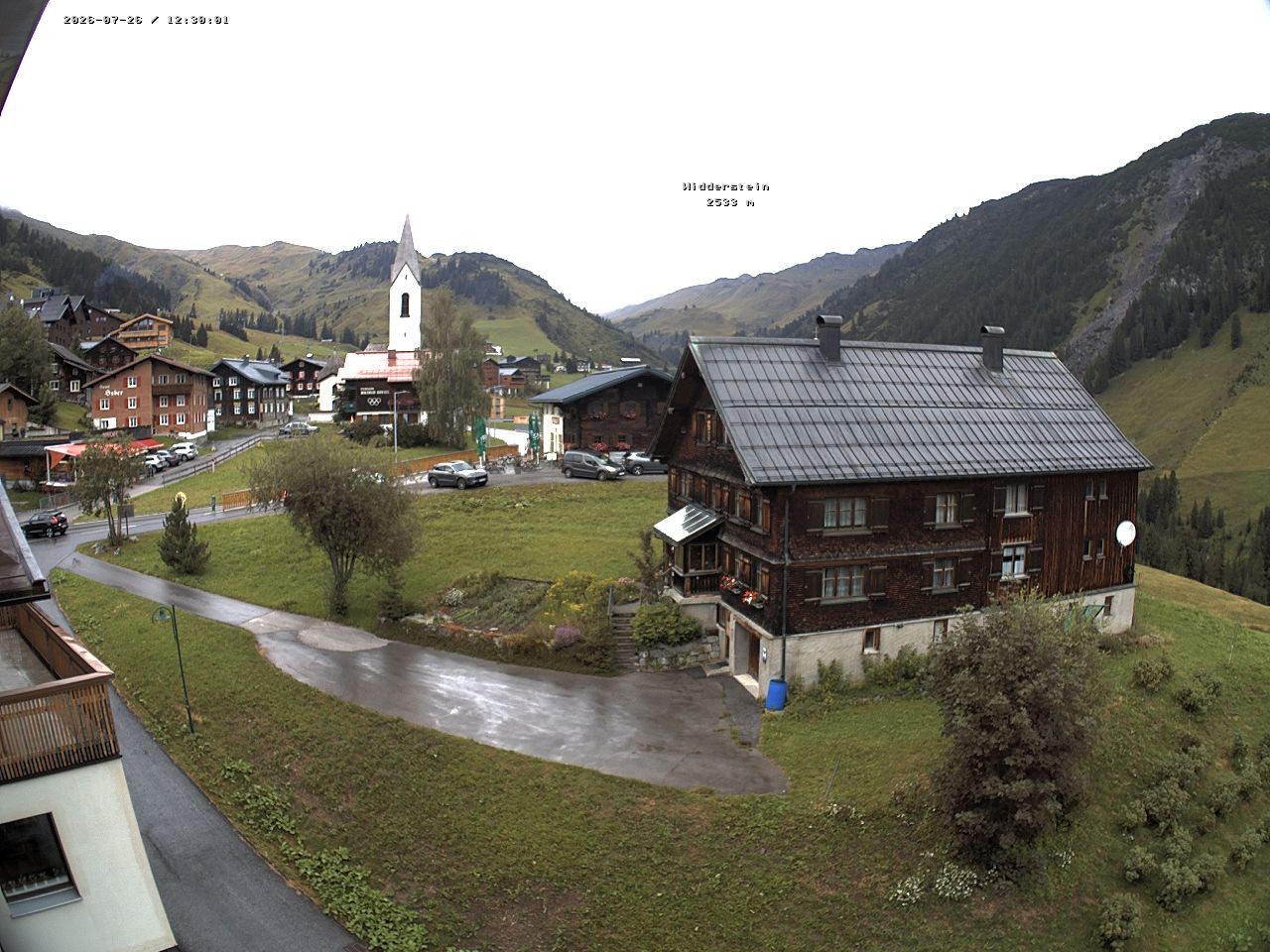 Archived image Webcam Village center Warth