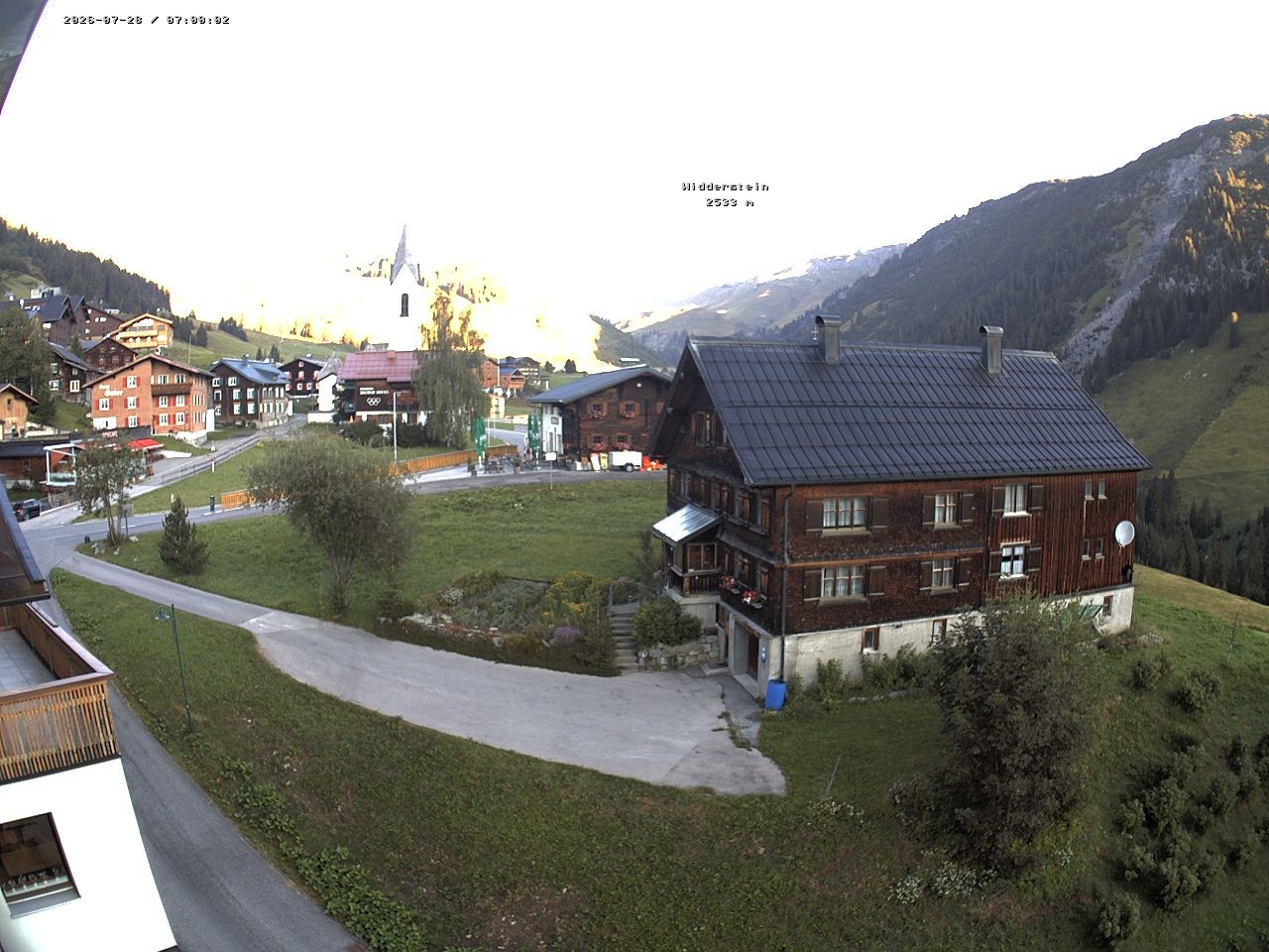 Archiv Foto Webcam Dorfzentrum von Warth