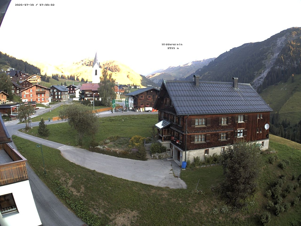 Archiv Foto Webcam Dorfzentrum von Warth