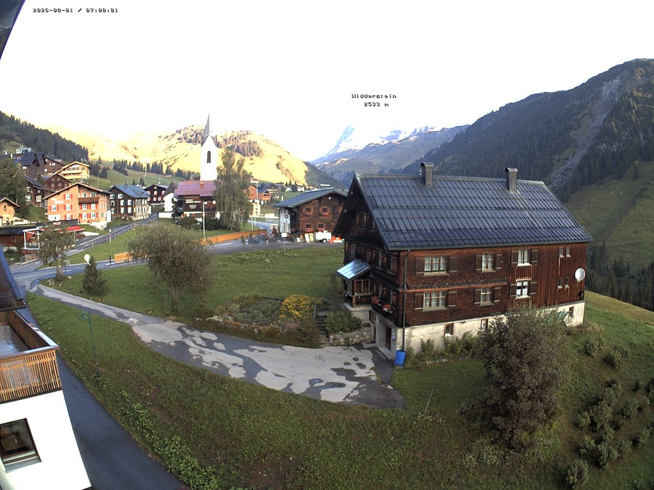 Archiv Foto Webcam Dorfzentrum von Warth