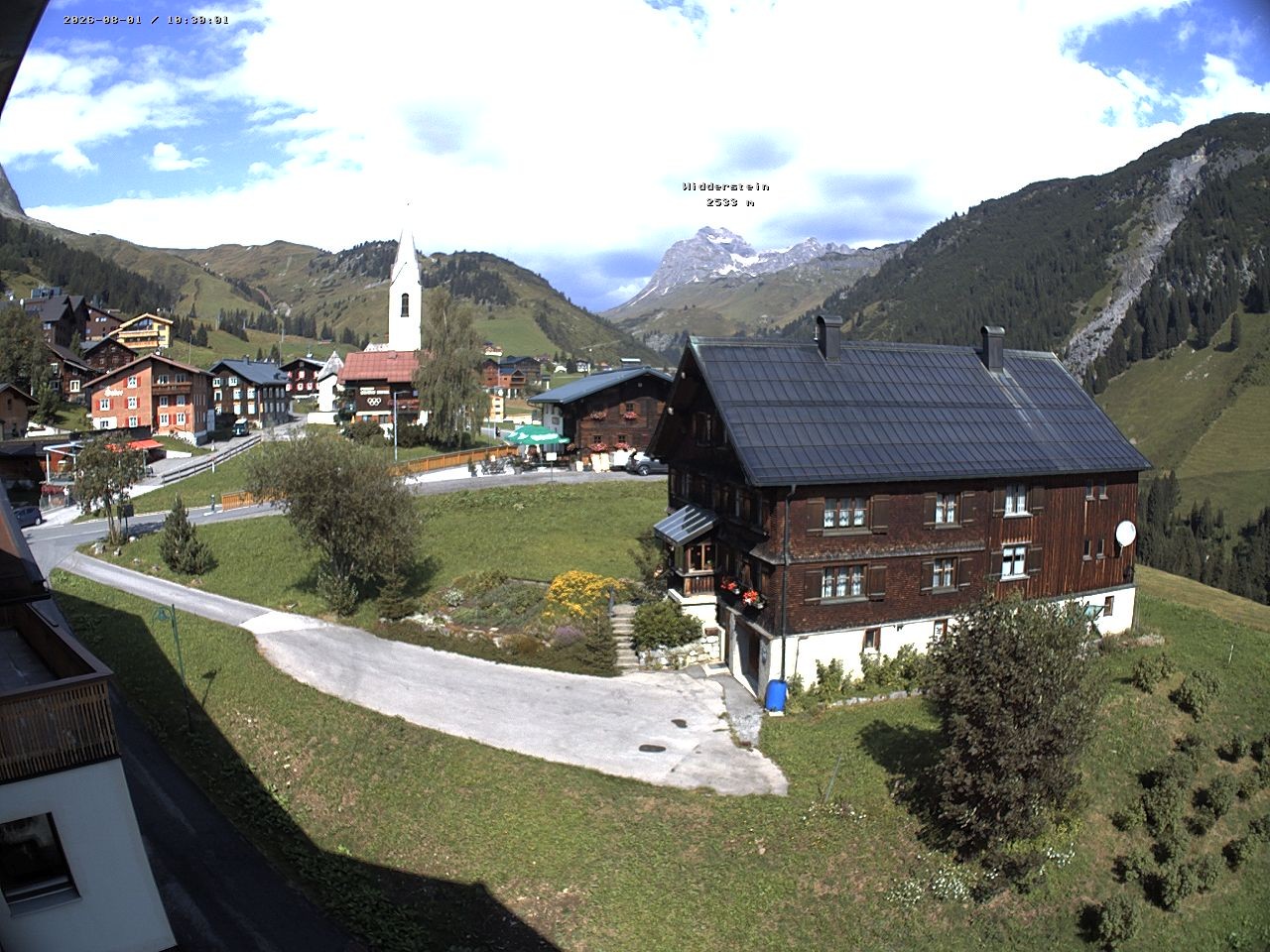 Archiv Foto Webcam Dorfzentrum von Warth