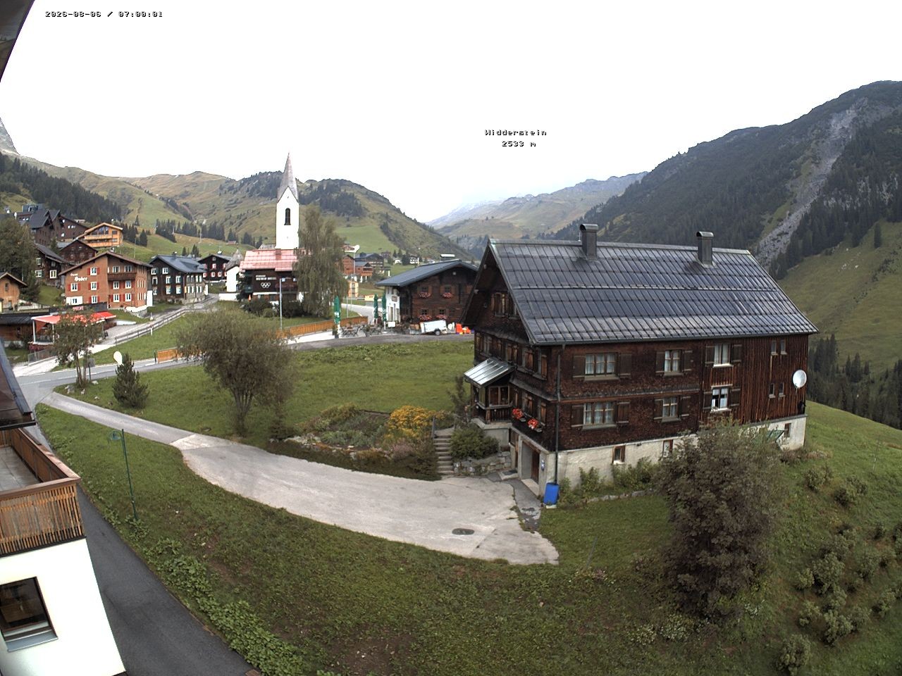 Archiv Foto Webcam Dorfzentrum von Warth