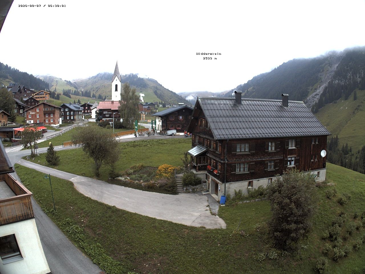 Archiv Foto Webcam Dorfzentrum von Warth