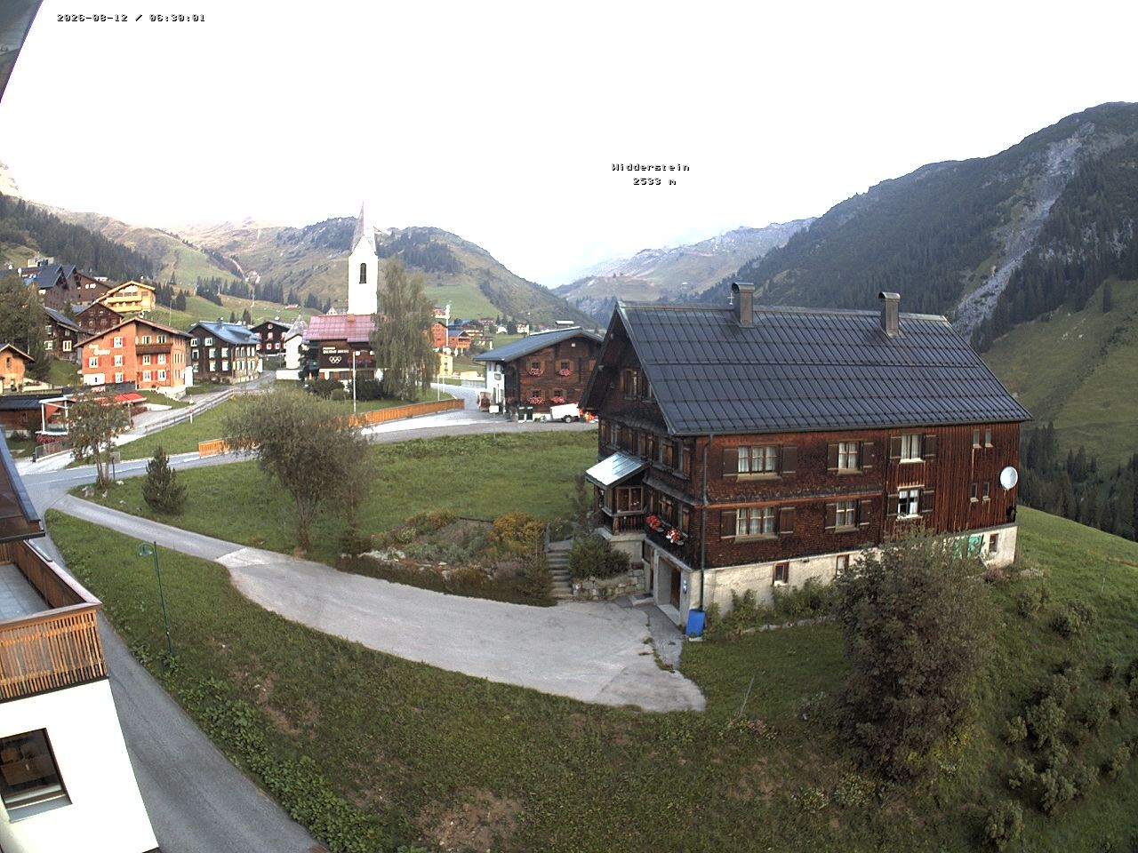 Archiv Foto Webcam Dorfzentrum von Warth