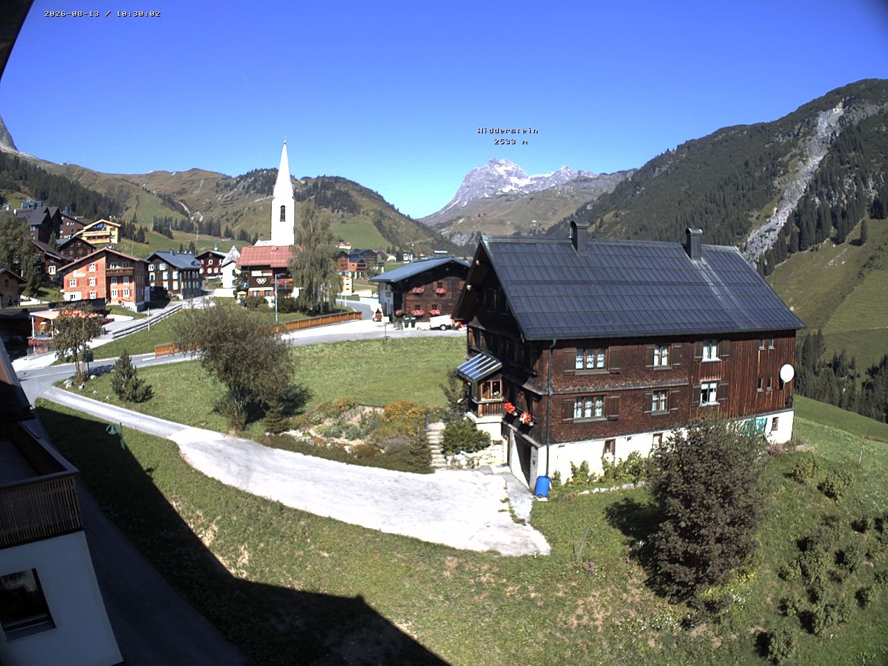 Archived image Webcam Village center Warth