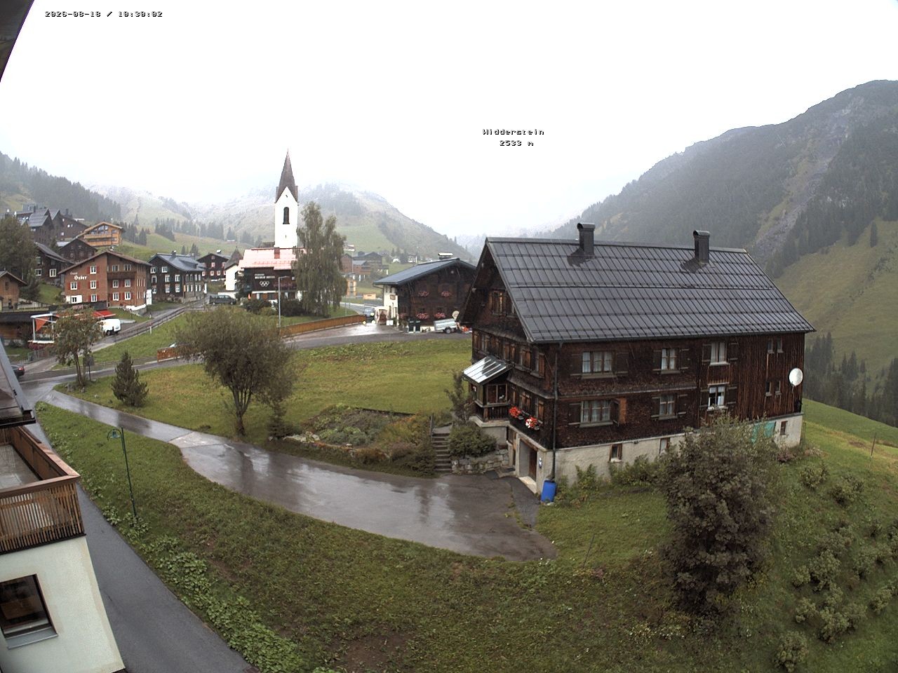 Archiv Foto Webcam Dorfzentrum von Warth