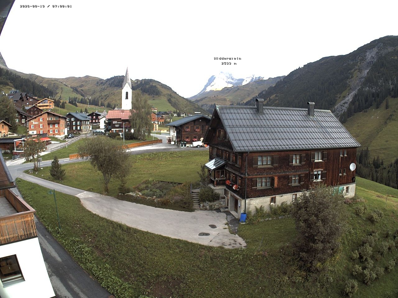 Archived image Webcam Village center Warth