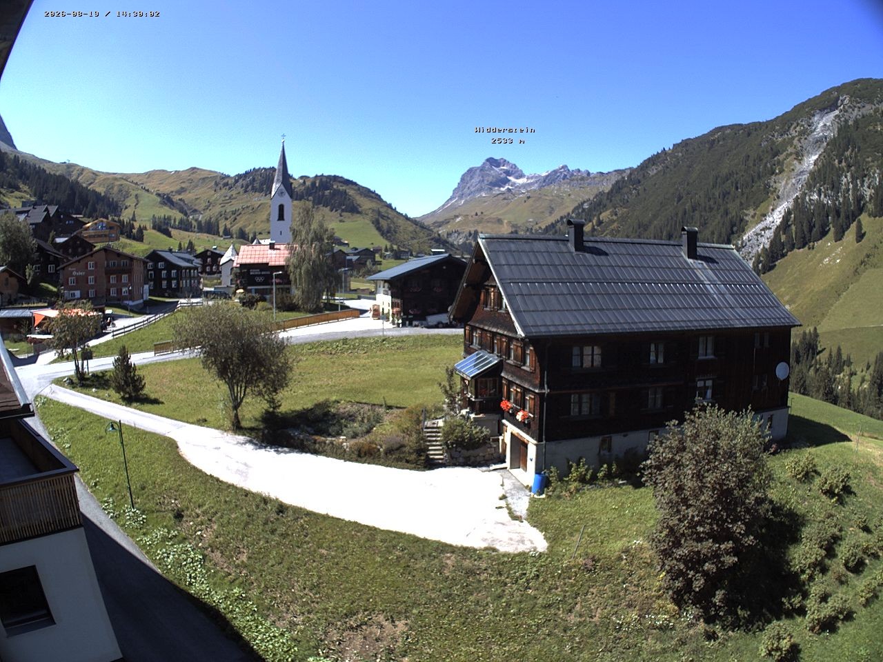 Archived image Webcam Village center Warth