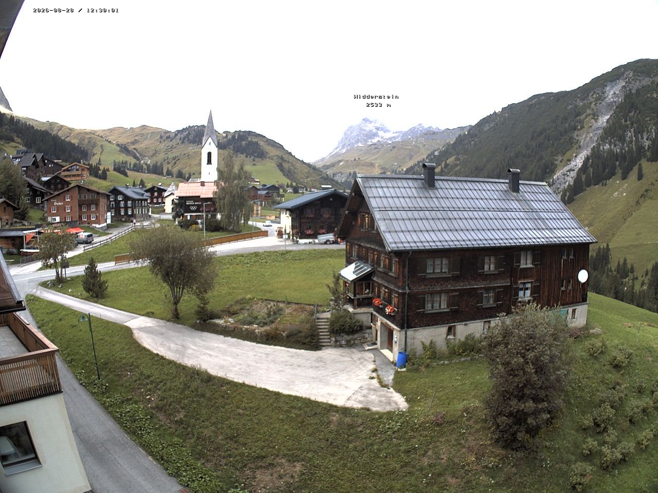 Archiv Foto Webcam Dorfzentrum von Warth