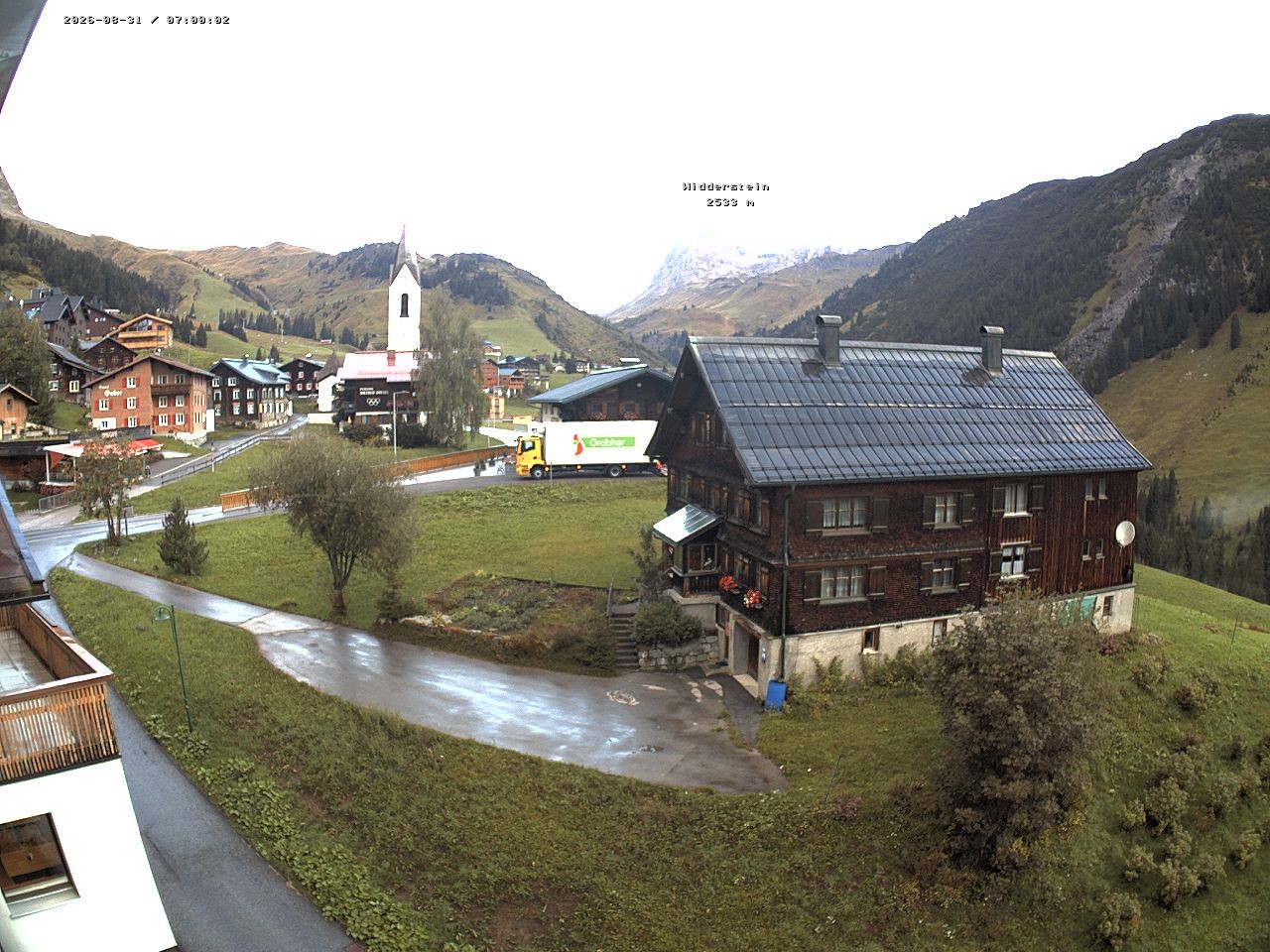 Archived image Webcam Village center Warth