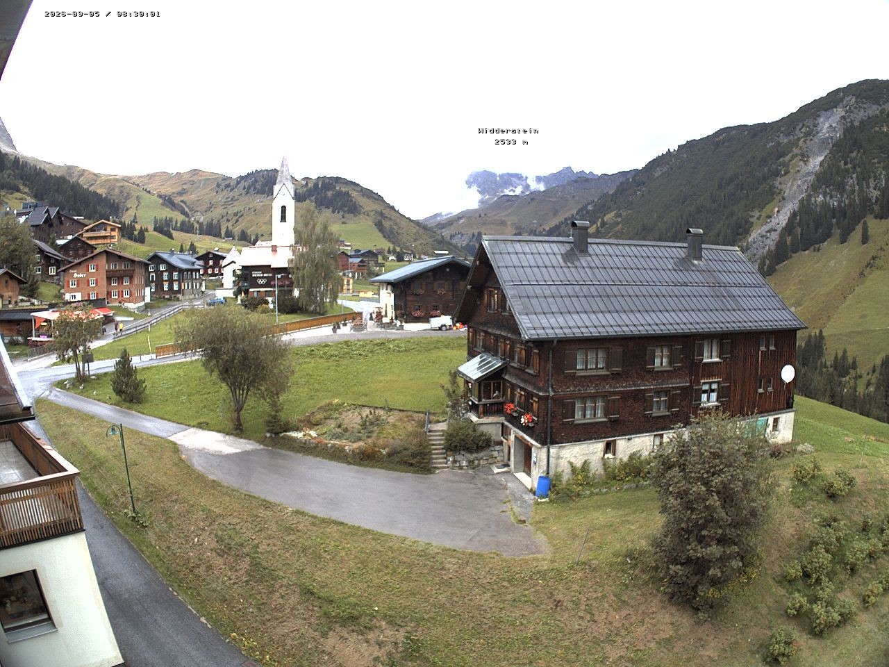 Archived image Webcam Village center Warth
