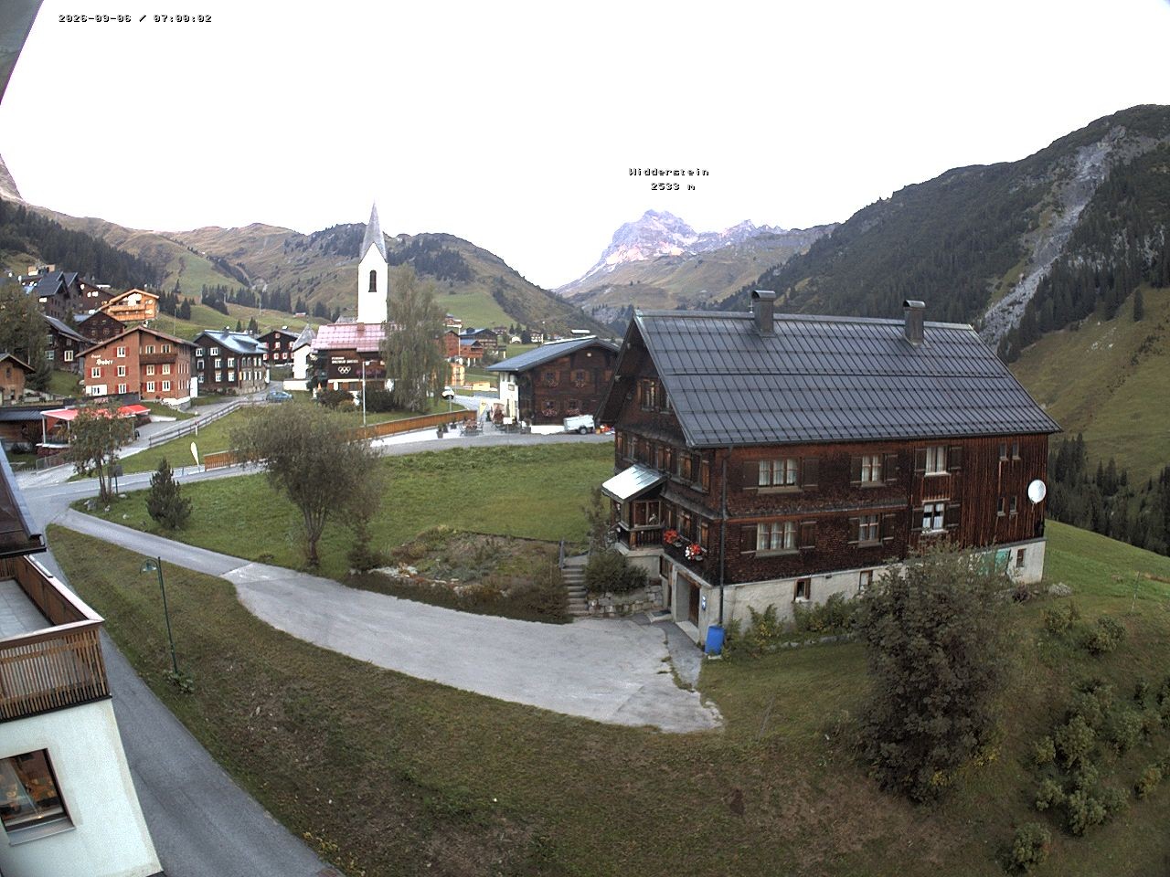 Archiv Foto Webcam Dorfzentrum von Warth