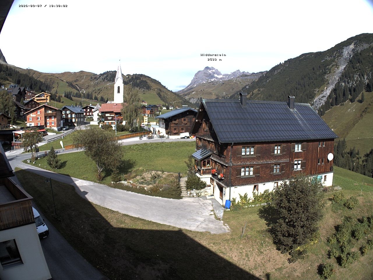 Archiv Foto Webcam Dorfzentrum von Warth