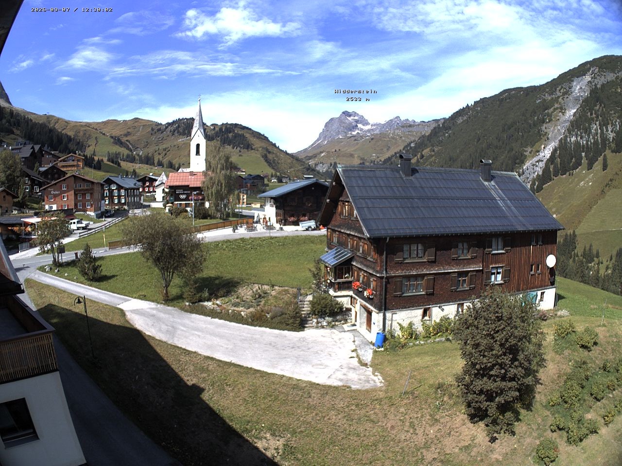 Archiv Foto Webcam Dorfzentrum von Warth