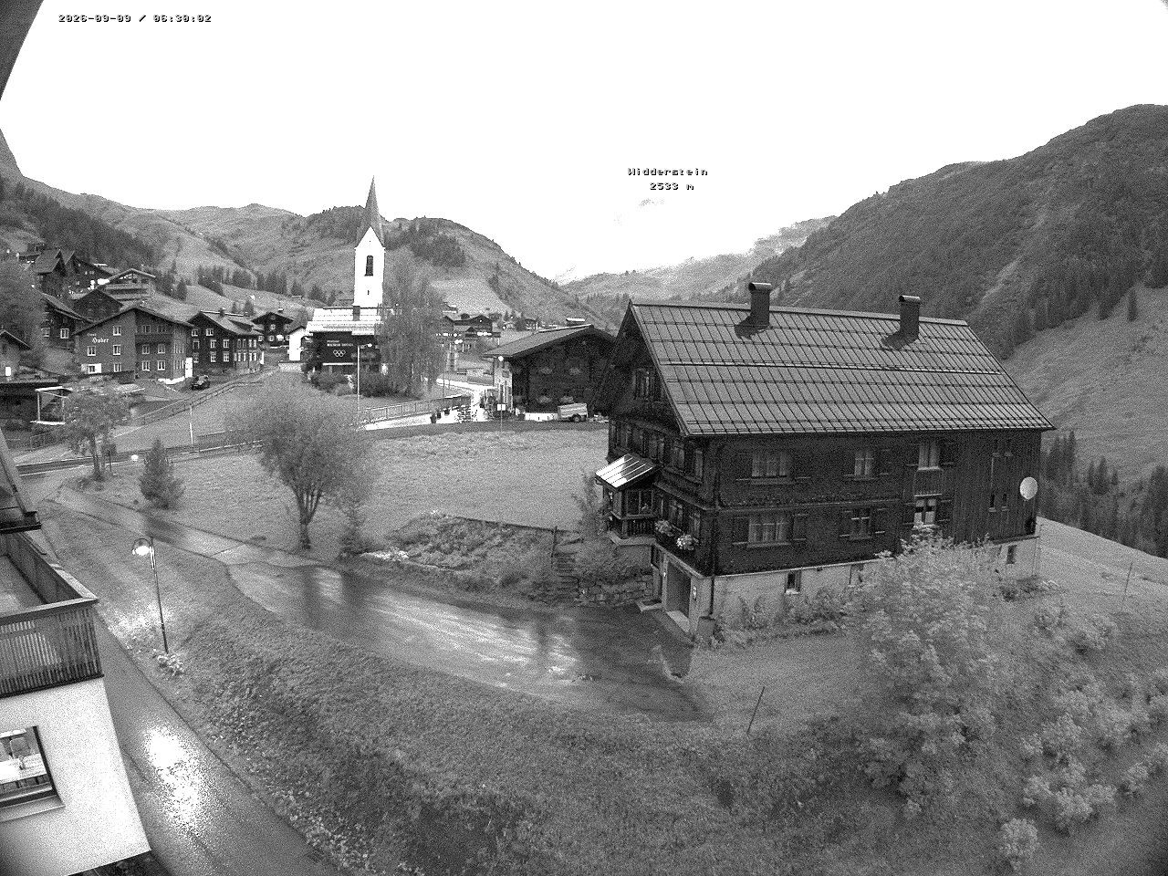 Archiv Foto Webcam Dorfzentrum von Warth