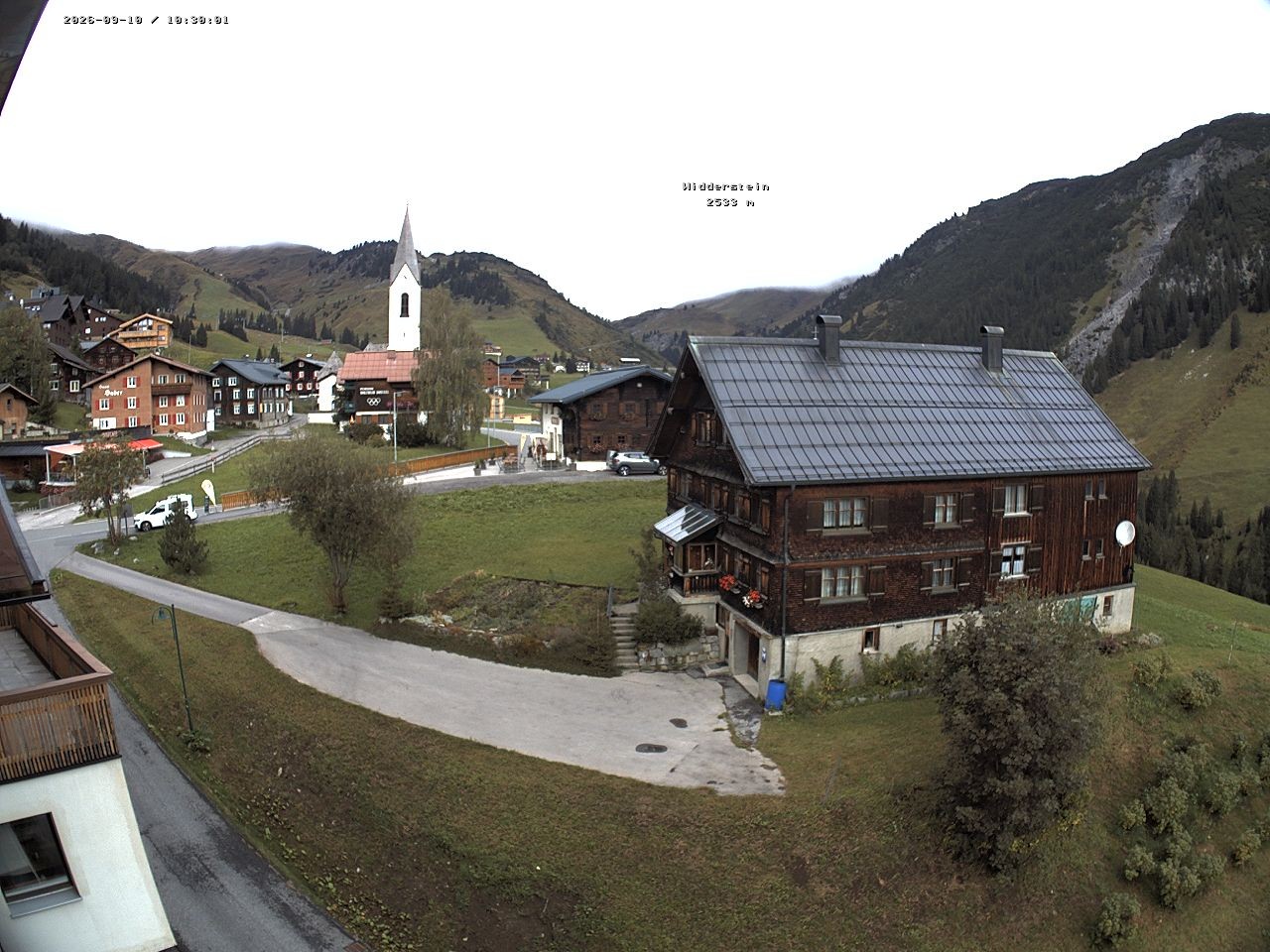 Archived image Webcam Village center Warth