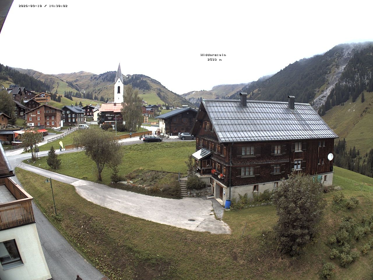 Archived image Webcam Village center Warth