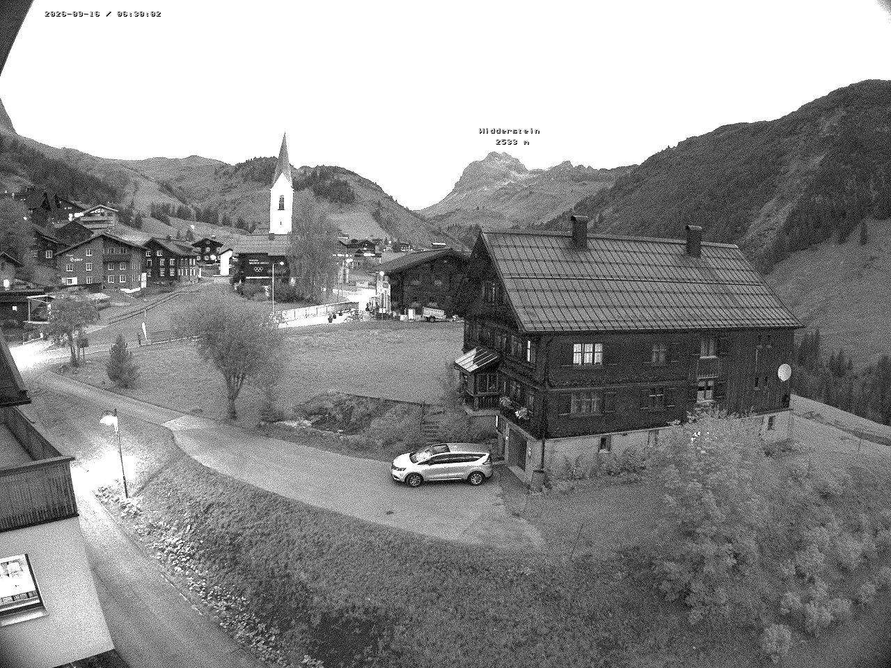 Archiv Foto Webcam Dorfzentrum von Warth