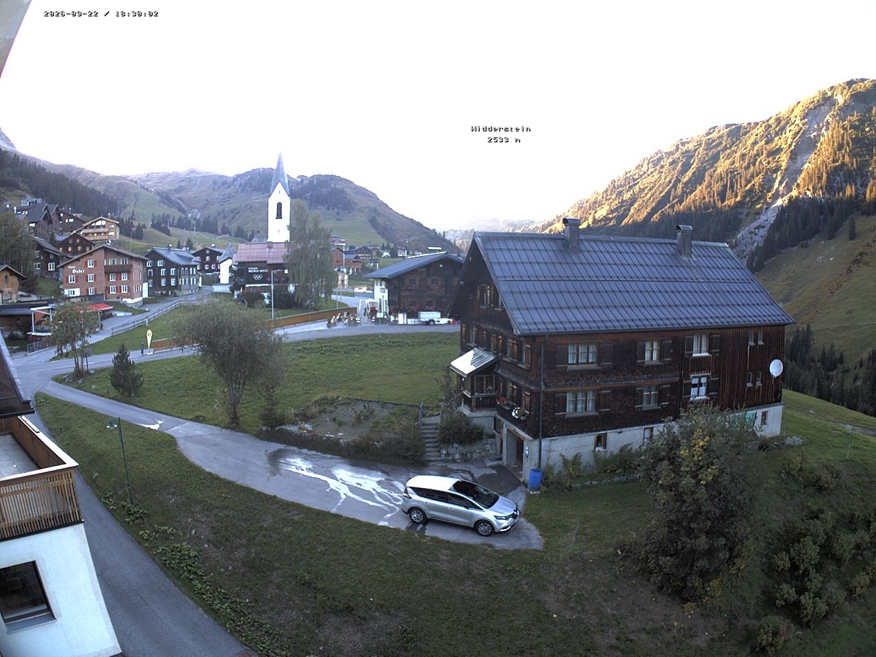 Archiv Foto Webcam Dorfzentrum von Warth
