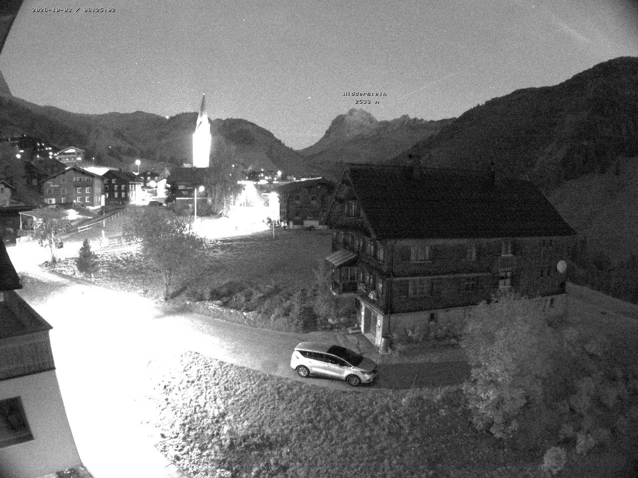 Archived image Webcam Village center Warth