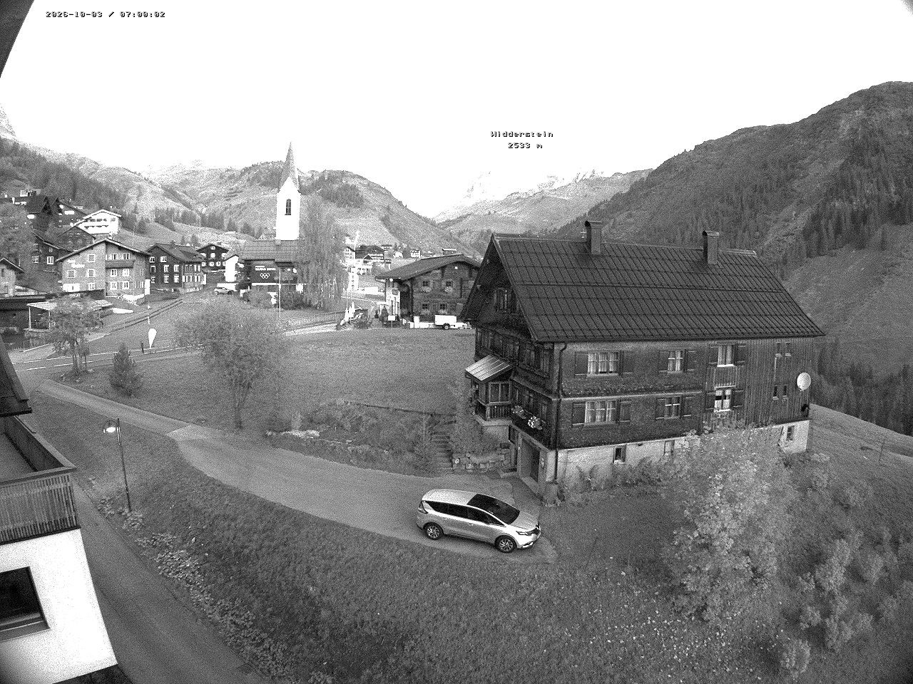 Archiv Foto Webcam Dorfzentrum von Warth