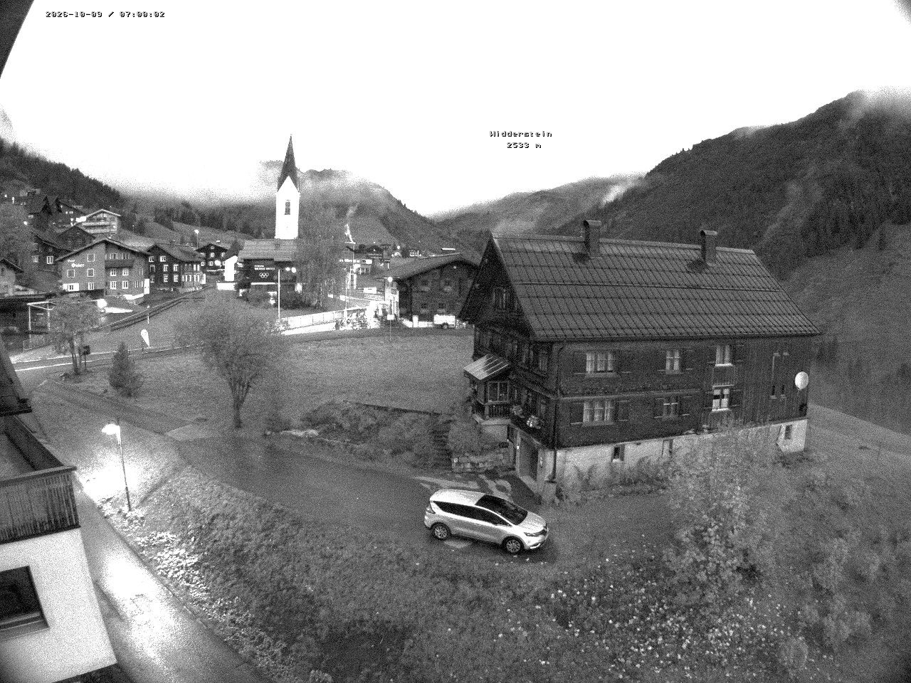 Archived image Webcam Village center Warth