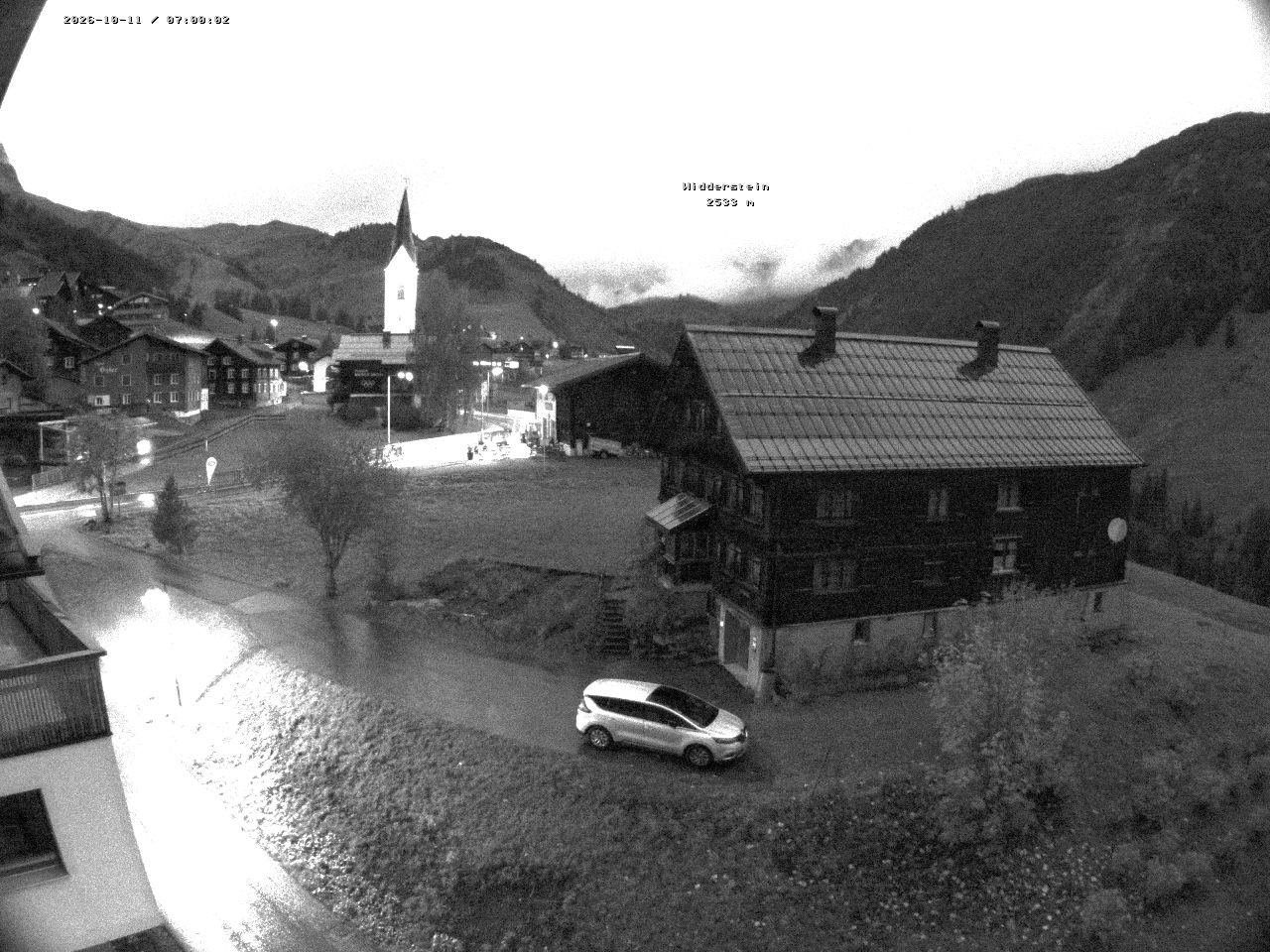 Archiv Foto Webcam Dorfzentrum von Warth