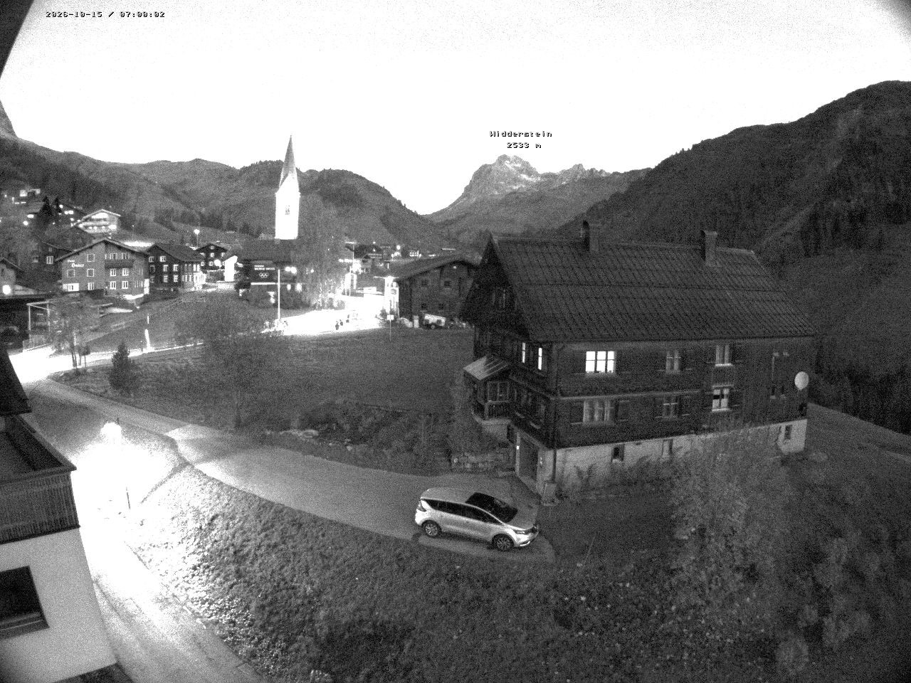 Archived image Webcam Village center Warth