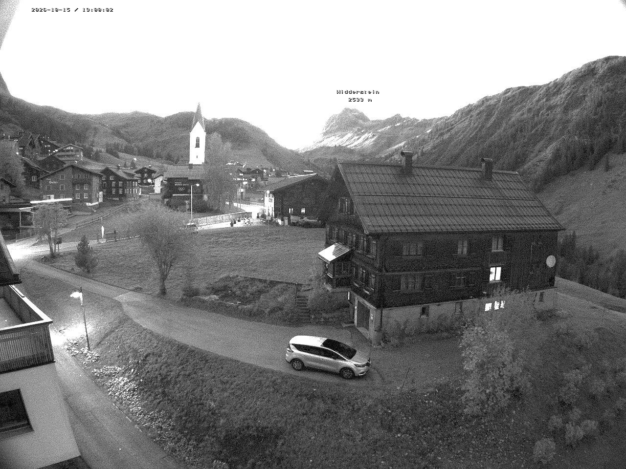 Archiv Foto Webcam Dorfzentrum von Warth