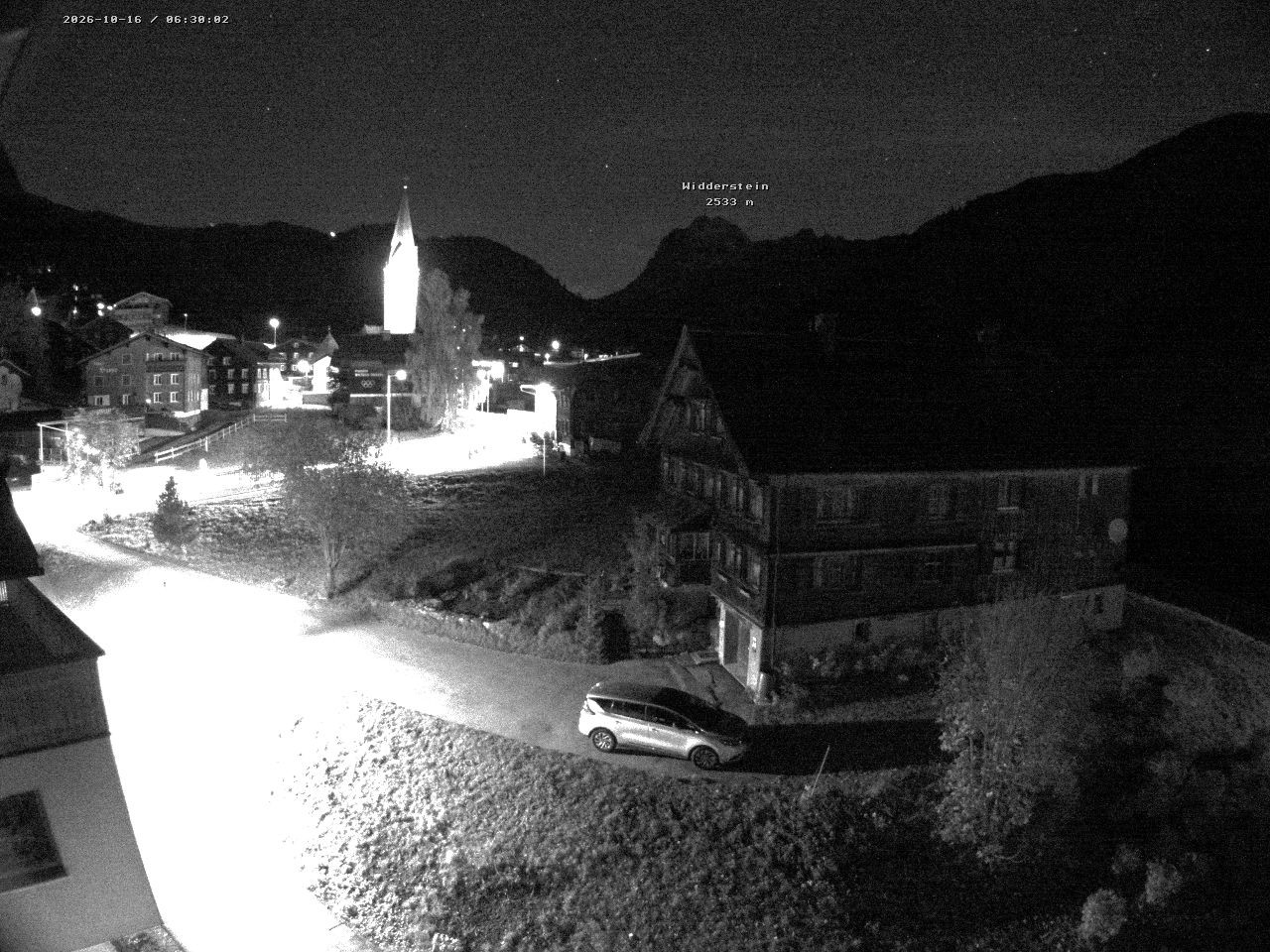 Archiv Foto Webcam Dorfzentrum von Warth