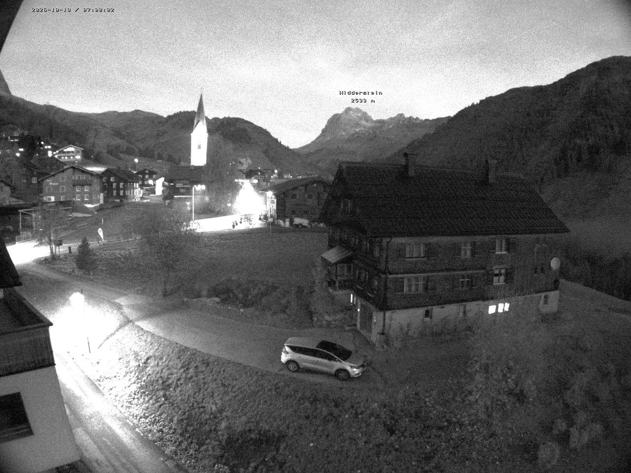 Archiv Foto Webcam Dorfzentrum von Warth