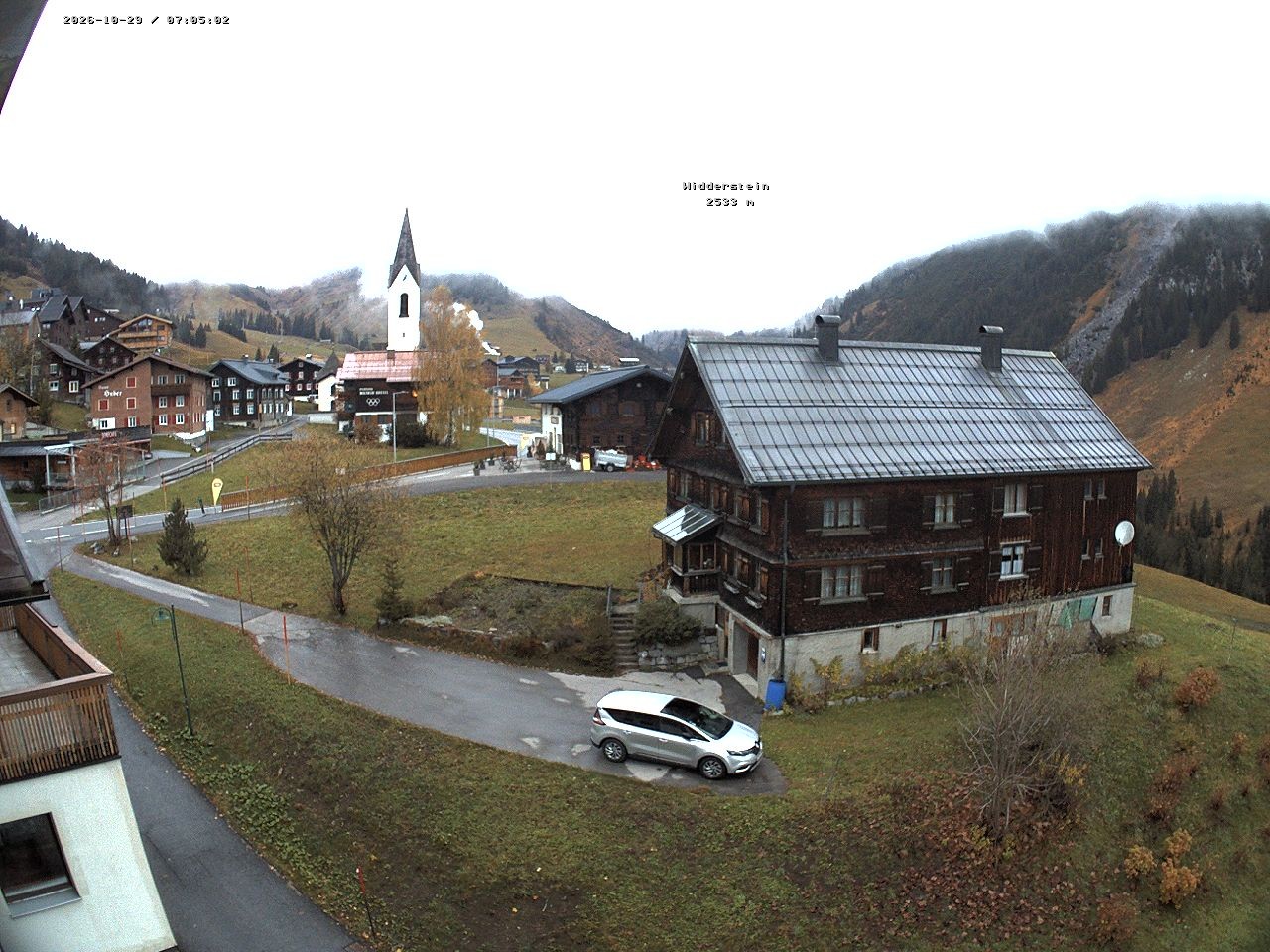 Archived image Webcam Village center Warth