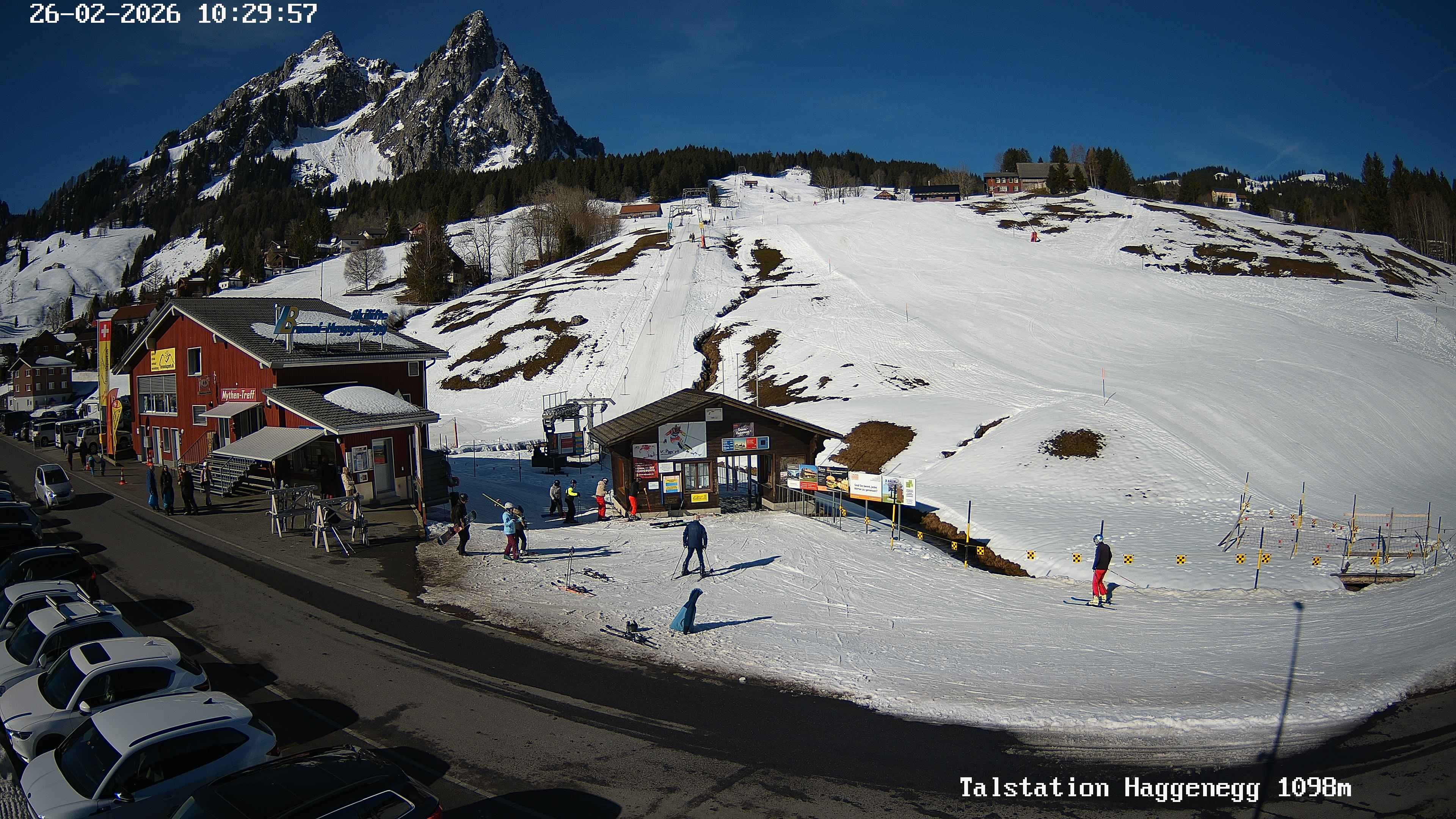 Archived image Webcam base station Brunni-Haggenegg mountain railways