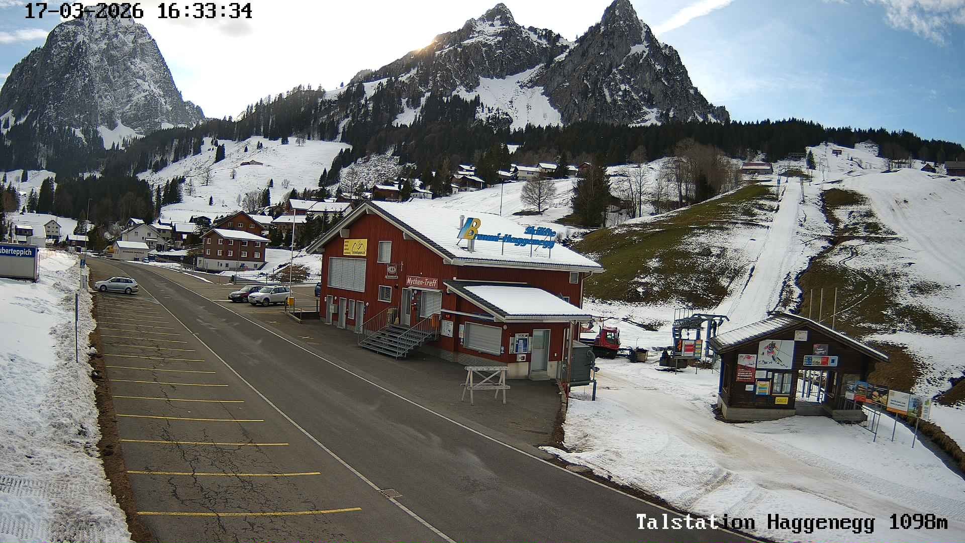 Archived image Webcam base station Brunni-Haggenegg mountain railways