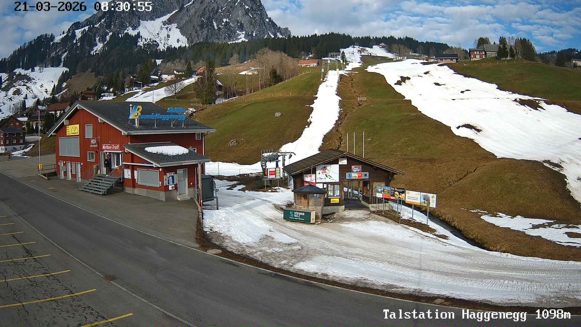 Archived image Webcam base station Brunni-Haggenegg mountain railways