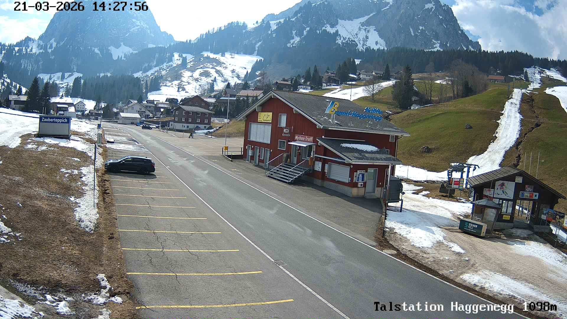 Archived image Webcam base station Brunni-Haggenegg mountain railways