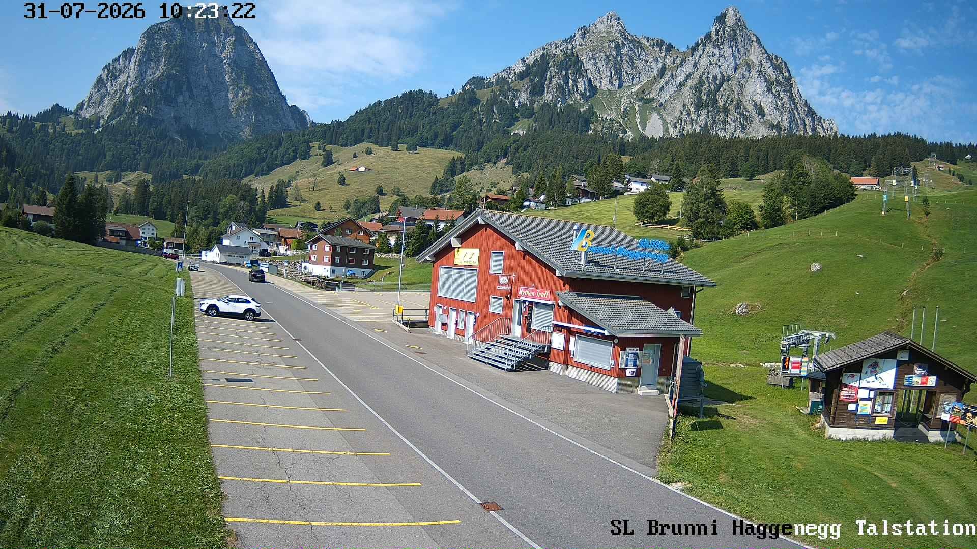 Archived image Webcam base station Brunni-Haggenegg mountain railways