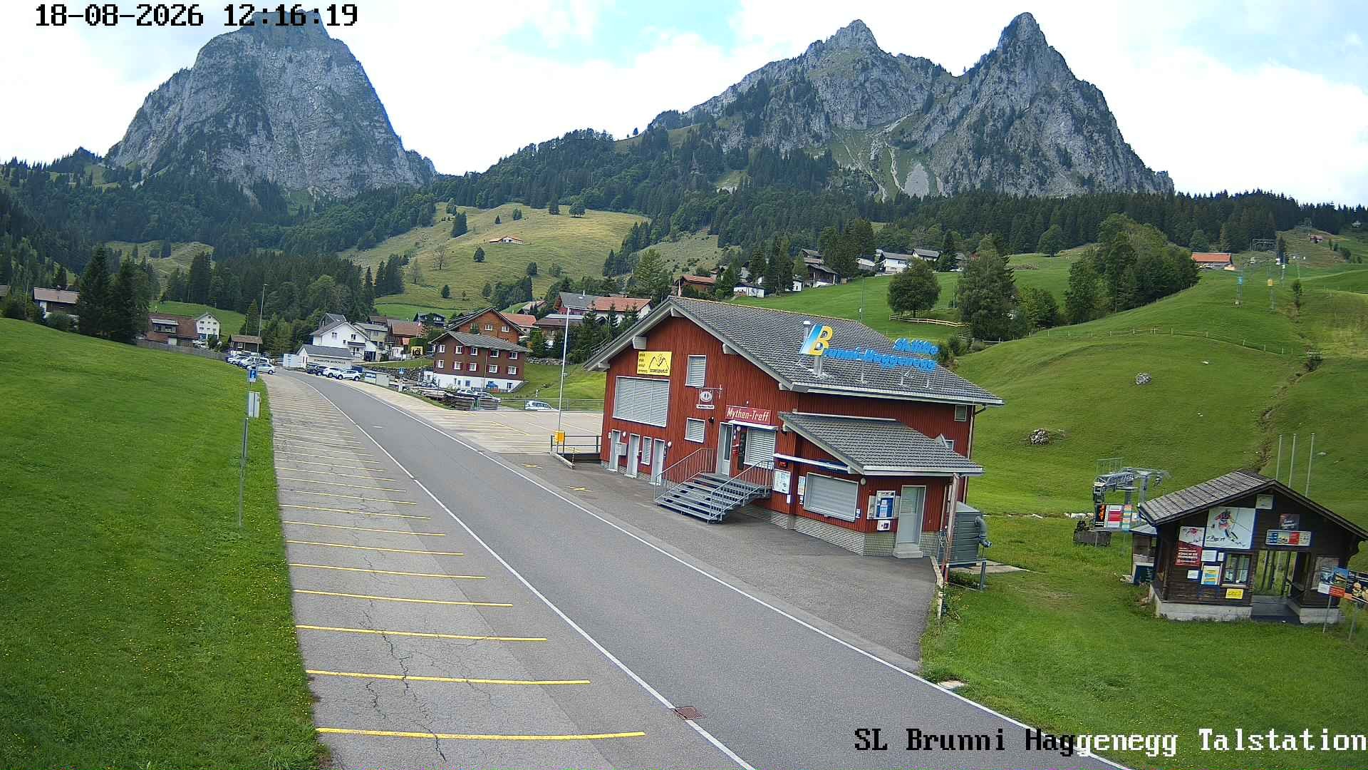 Archived image Webcam base station Brunni-Haggenegg mountain railways