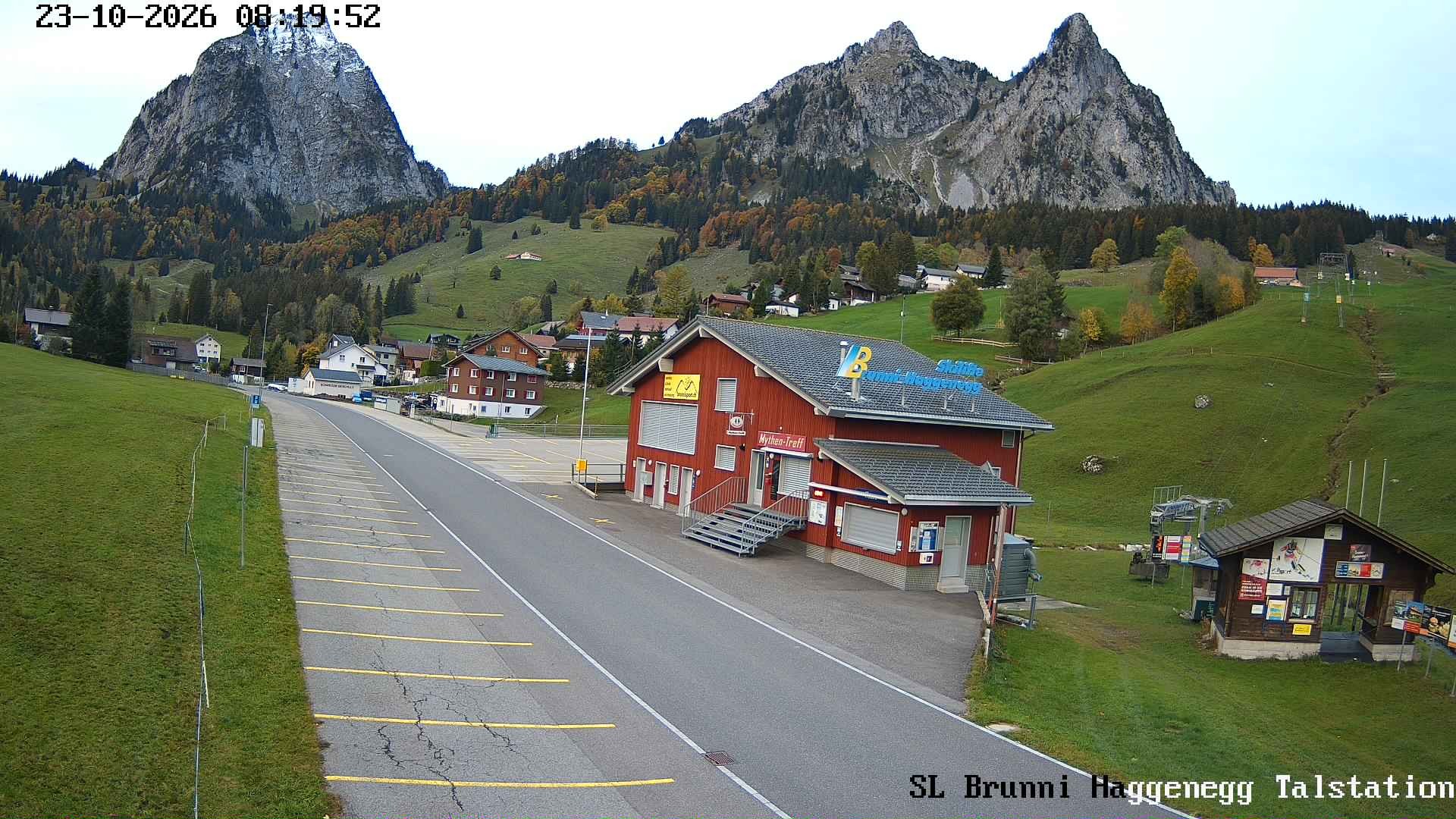 Archived image Webcam base station Brunni-Haggenegg mountain railways