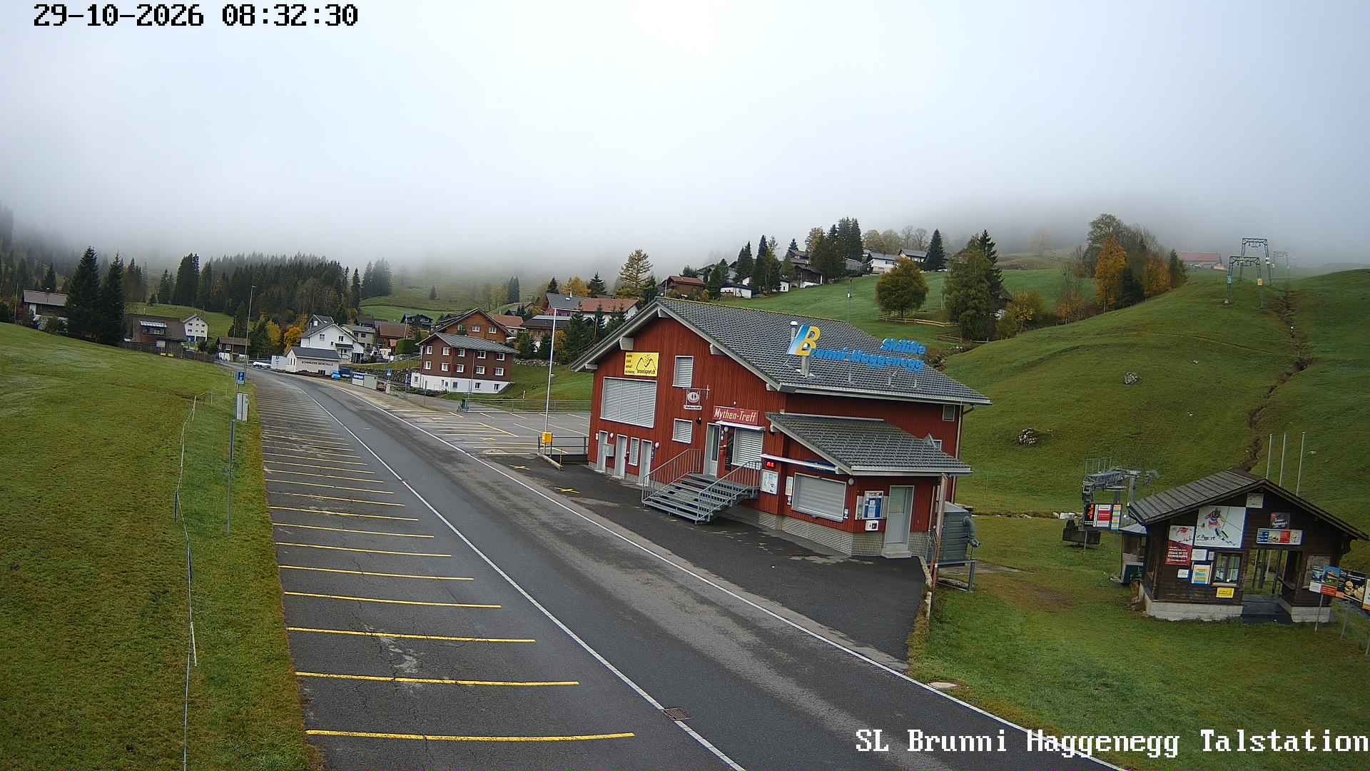 Archived image Webcam base station Brunni-Haggenegg mountain railways