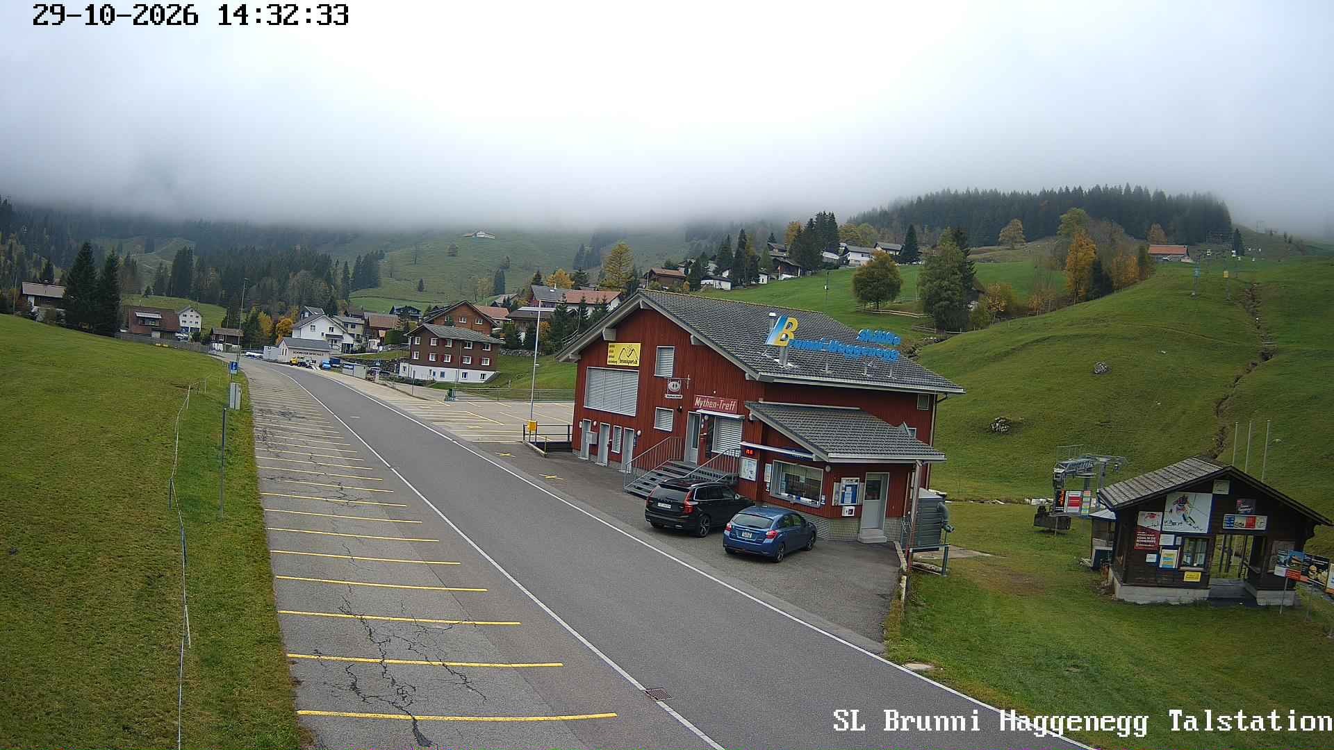 Archived image Webcam base station Brunni-Haggenegg mountain railways